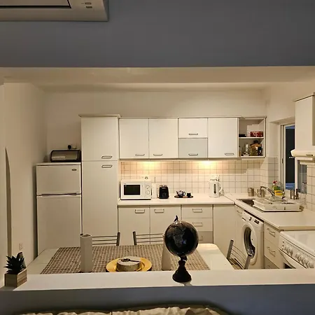 Gold Circle Court , #1 *
